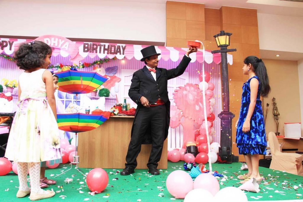 Why Magicians For Birthday Necessary In Parties